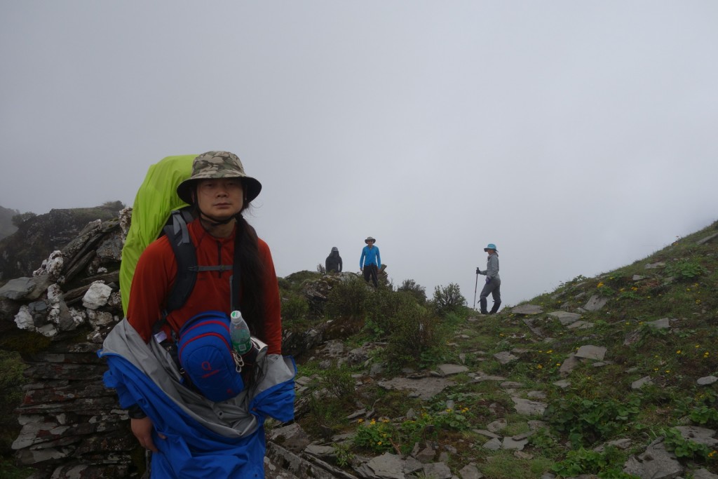 南狼于石招垭口-来自江南相机